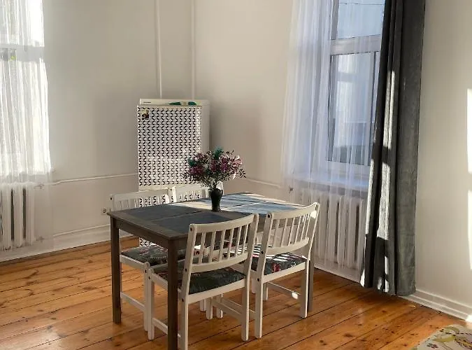 Spacious Ausekla Apartment